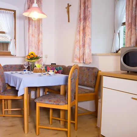 Ferienwohnung Alter Pfarrhof *